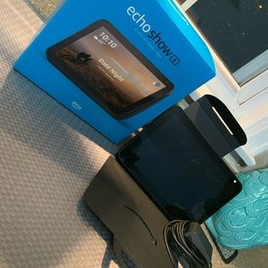 Amazon Echo Show 8